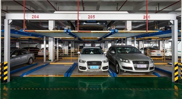 OEM上昇滑走の機械駐車システム2000kg 2水平な駐車上昇